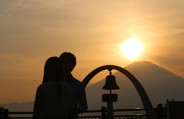 夕焼けと富士山