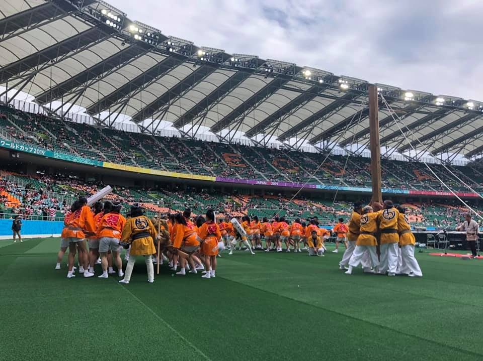 ラグビーＷ杯わらじ神輿出演2