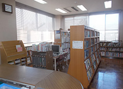 富士岡支所2階 富士岡地区図書館