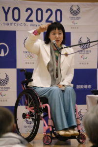 鈴木ひとみさん