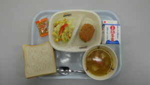 学校給食を写真で紹介