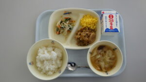 学校給食を写真で紹介