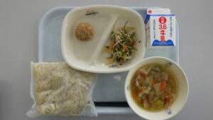 学校給食を写真で紹介