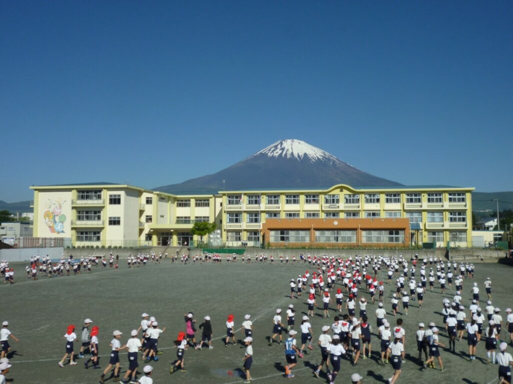 御殿場小 写真