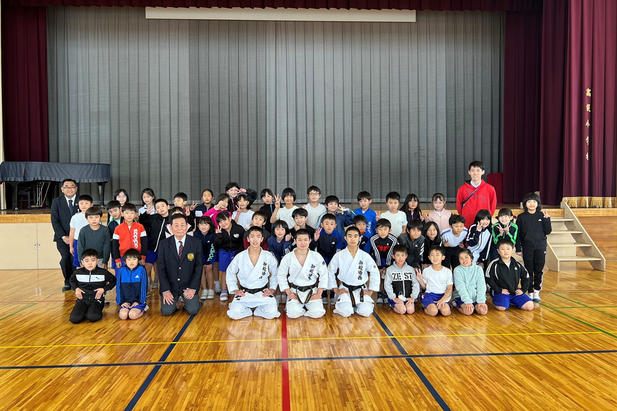 御殿場の子どもたちが空手を知るきっかけに!『学校訪問プロジェクト Karate Do』