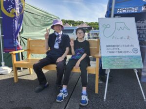 御殿場産木材「ごてんばっ木(こ)」のベンチがマルハンカップ太平洋クラブシニアに登場!!