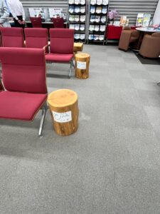 御殿場産木材「ごてんばっ木(こ)」の富士山ベンチ