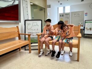 2脚が初共演!「ごてんばっ木(こ)」富士山ベンチが「ごてんば産業フェア」にお出かけしました