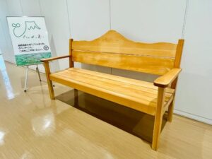 「ごてんばっ木(こ)」富士山ベンチが、シルバーウィークに御殿場市体育館へお出かけしてきました